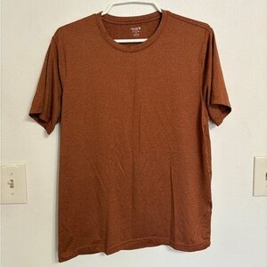 Men's old navy active T shirts size medium